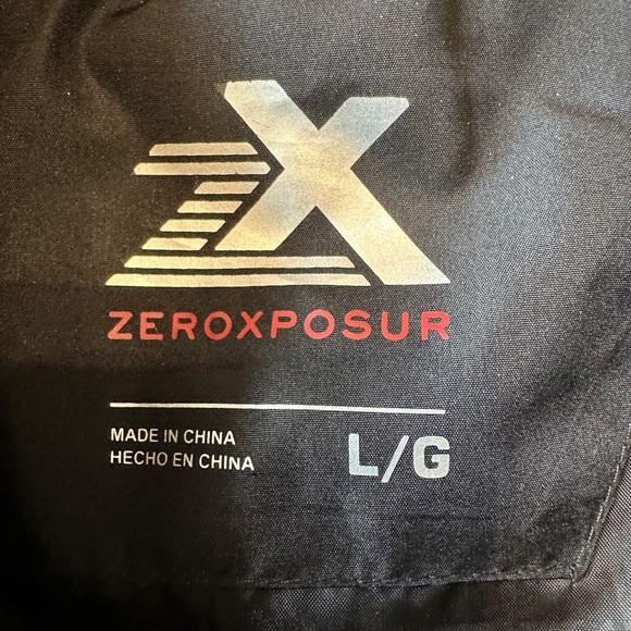 🖤 NWOT. Men gray/black camouflage puff jacket Size large excellent condition. - Picture 5 of 8